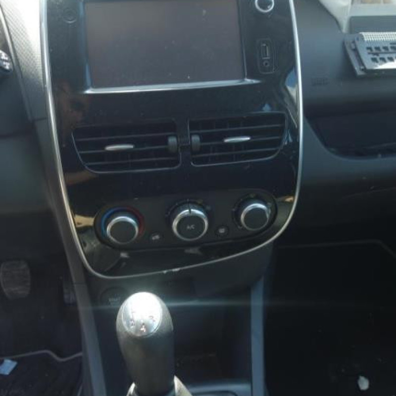 Moto ventilateur radiateur RENAULT CLIO 4 Photo n°14