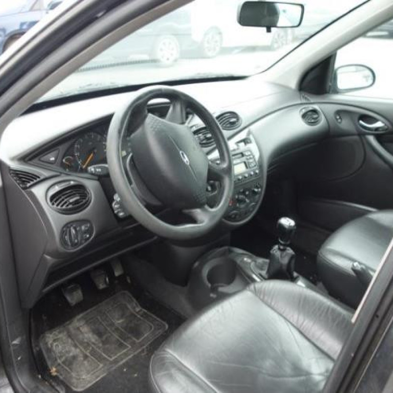Malle/Hayon arriere FORD FOCUS 1 Photo n°7