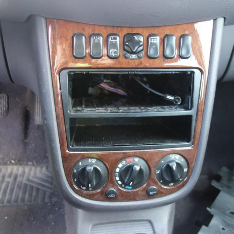 Retroviseur droit MERCEDES CLASSE A 168 Photo n°12