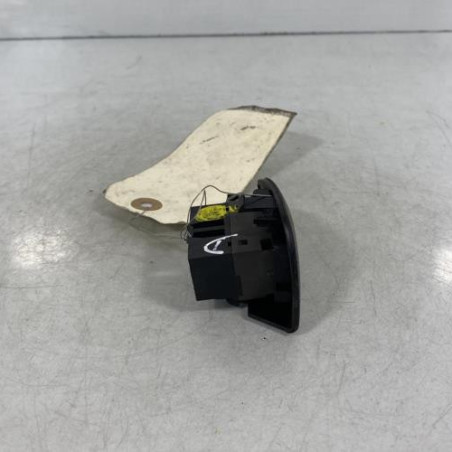 Interrupteur de leve vitre avant droit FIAT SEICENTO