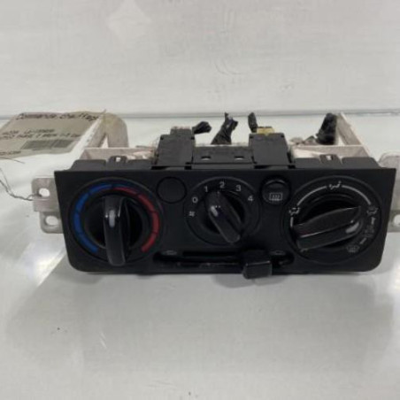 Commande chauffage MAZDA DEMIO Photo n°1