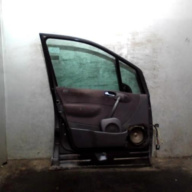 Porte avant gauche MERCEDES CLASSE A 168 Photo n°2