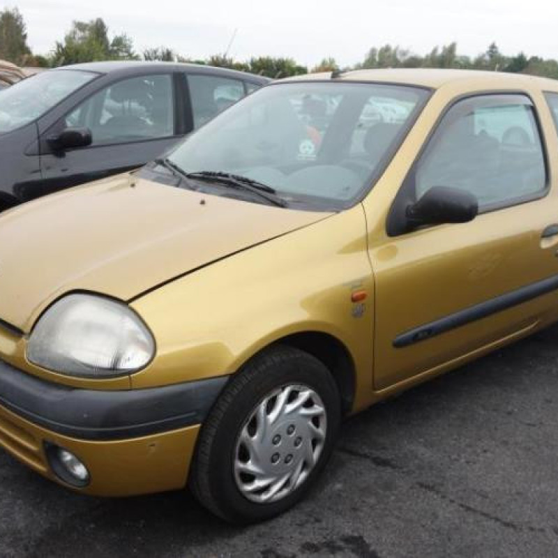 Pretensionneur de ceinture avant gauche RENAULT CLIO 2 Photo n°4