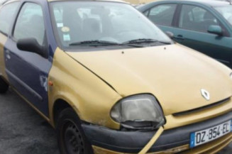 Pretensionneur de ceinture avant gauche RENAULT CLIO 2
