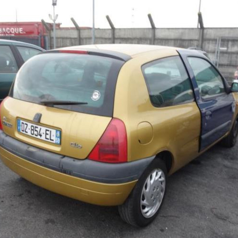 Pretensionneur de ceinture avant gauche RENAULT CLIO 2 Photo n°6