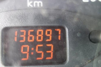 Pretensionneur de ceinture avant gauche RENAULT CLIO 2