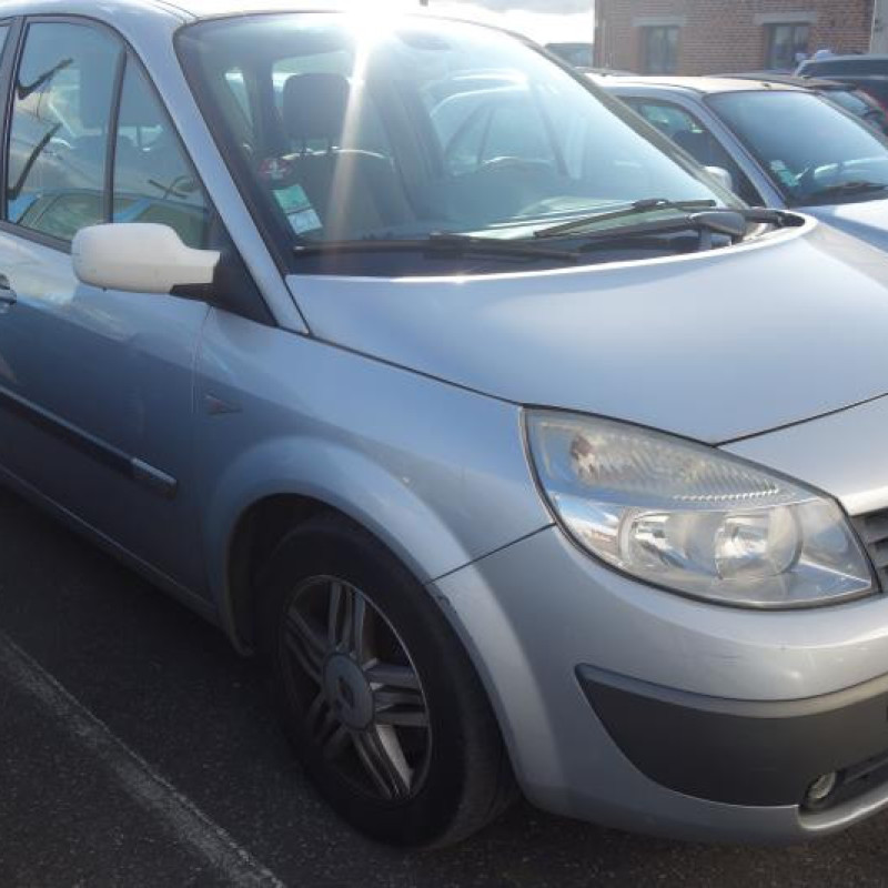 Compresseur clim RENAULT SCENIC 2 Photo n°5