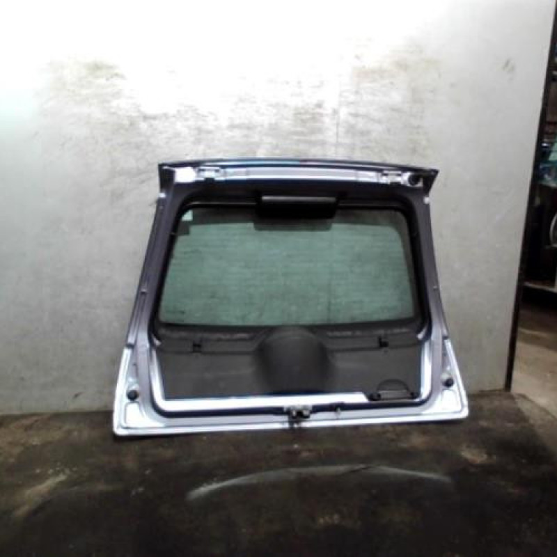 Malle/Hayon arriere OPEL CORSA C Photo n°2