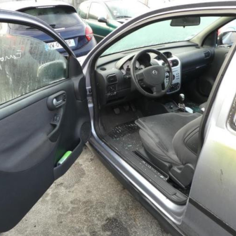Malle/Hayon arriere OPEL CORSA C Photo n°7