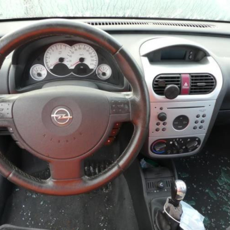 Malle/Hayon arriere OPEL CORSA C Photo n°10