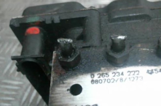 Bloc ABS (freins anti-blocage) TOYOTA COROLLA VERSO 2