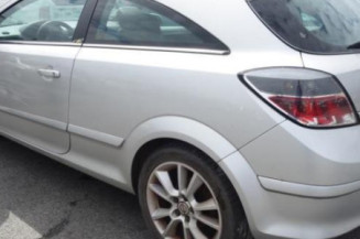 Serrure avant gauche OPEL ASTRA H