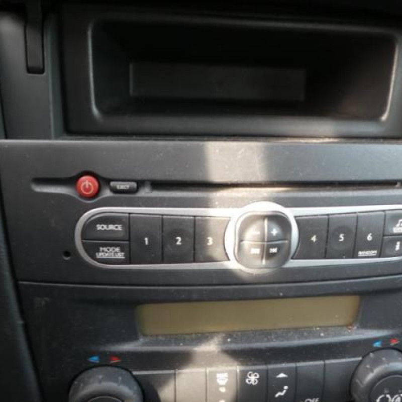 Verin de coffre RENAULT LAGUNA 2 Photo n°8