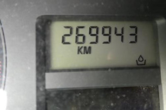 Verin de coffre RENAULT LAGUNA 2