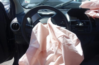 Malle/Hayon arriere NISSAN NOTE 1