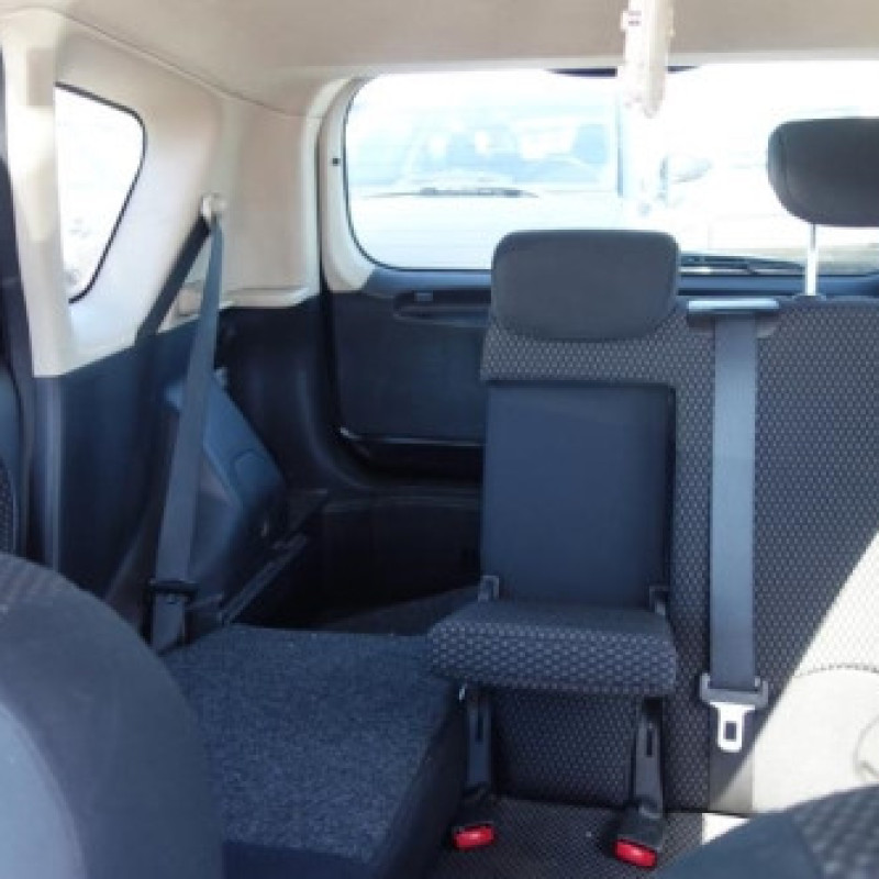 Malle/Hayon arriere NISSAN NOTE 1 Photo n°13