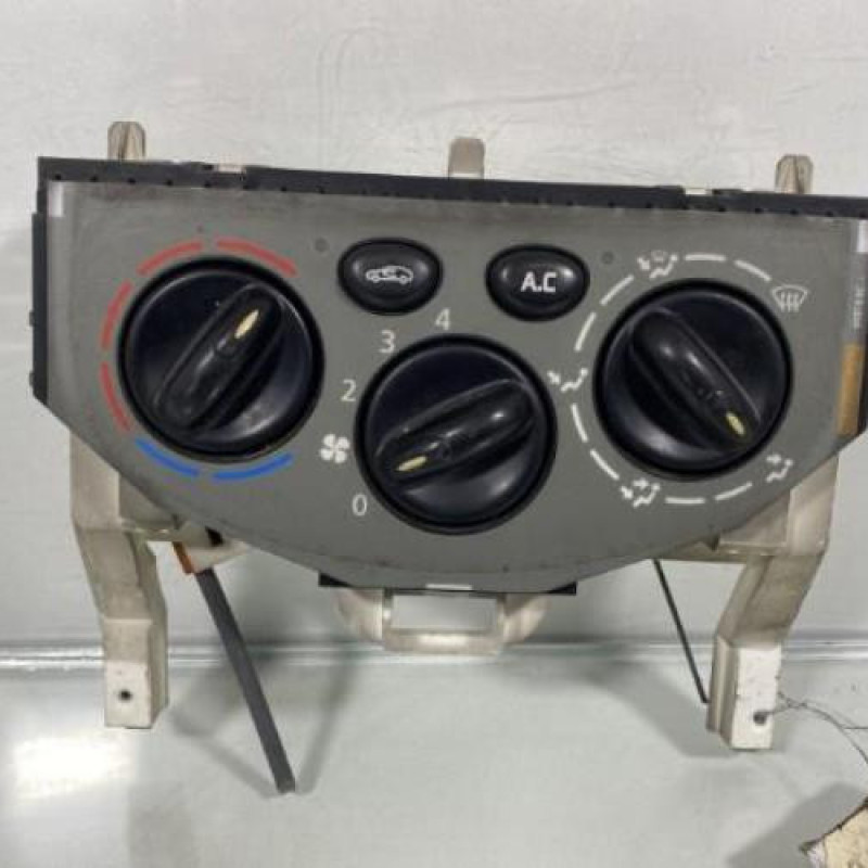 Commande chauffage OPEL VIVARO 1 Photo n°1