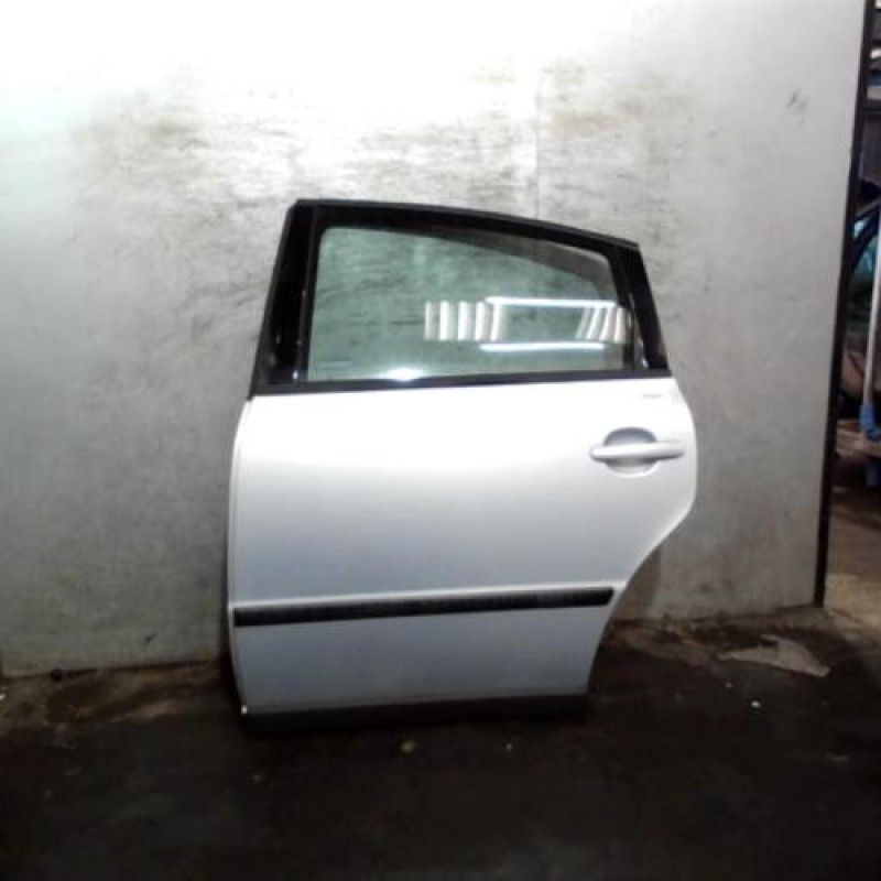 Porte arriere gauche VOLKSWAGEN PASSAT 4 Photo n°1