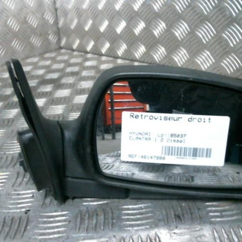 Retroviseur droit HYUNDAI ELANTRA 1 Photo n°1