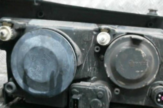Optique avant principal gauche (feux)(phare) VOLKSWAGEN PASSAT 4