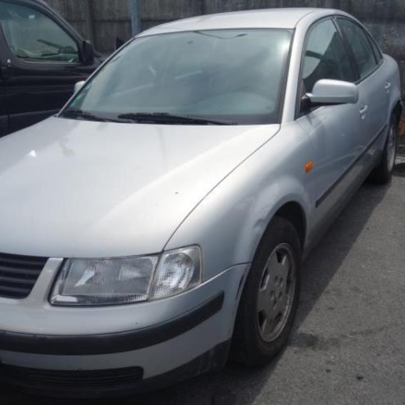 Vase de lave glace VOLKSWAGEN PASSAT 4 Photo n°3