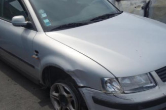 Vase de lave glace VOLKSWAGEN PASSAT 4