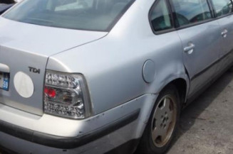 Vase de lave glace VOLKSWAGEN PASSAT 4