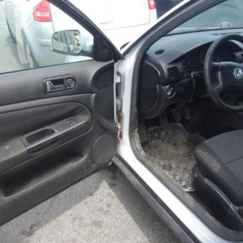 Vase de lave glace VOLKSWAGEN PASSAT 4 Photo n°7