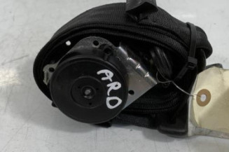 Ceinture arriere droit VOLKSWAGEN FOX Photo n°1