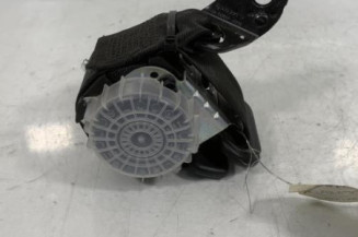Ceinture arriere droit VOLKSWAGEN POLO 4 Photo n°1