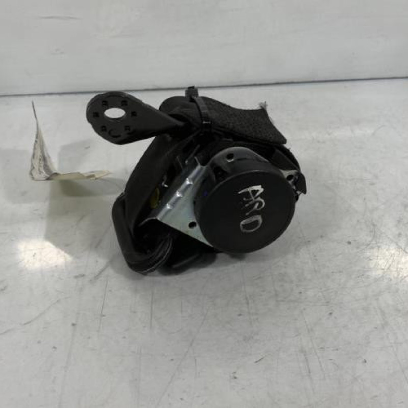 Ceinture arriere droit VOLKSWAGEN POLO 4 Photo n°3