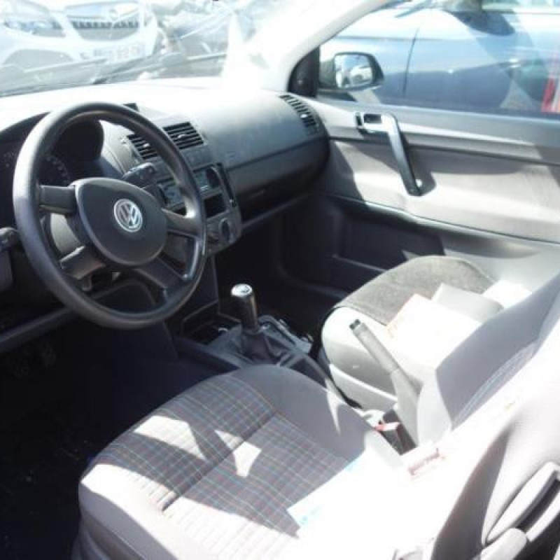 Ceinture arriere droit VOLKSWAGEN POLO 4 Photo n°8