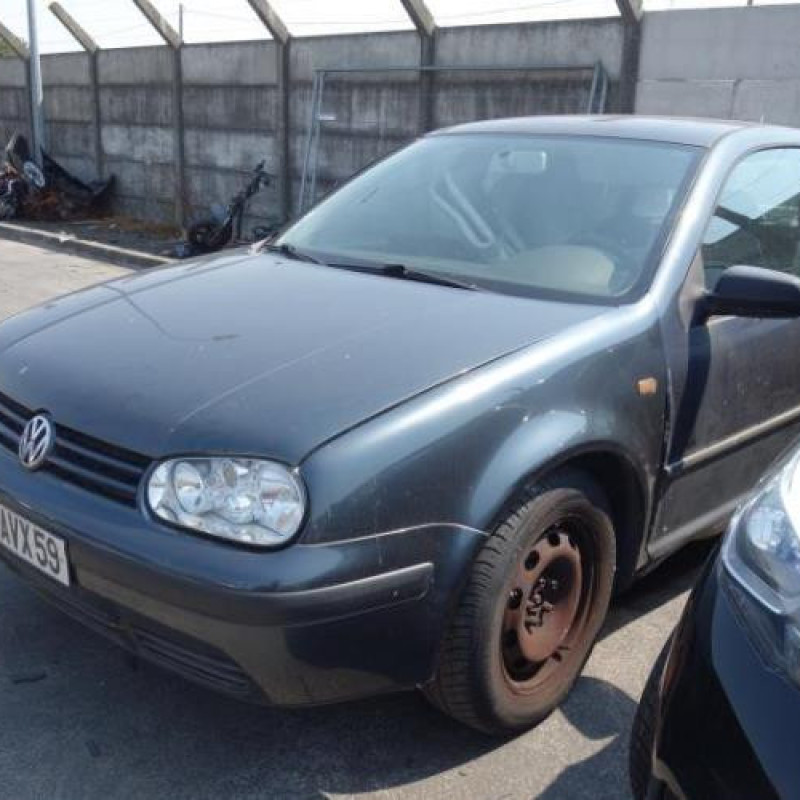 Trappe d'essence VOLKSWAGEN GOLF 4 Photo n°3