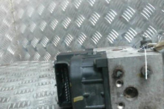 Bloc ABS (freins anti-blocage) TOYOTA COROLLA 10