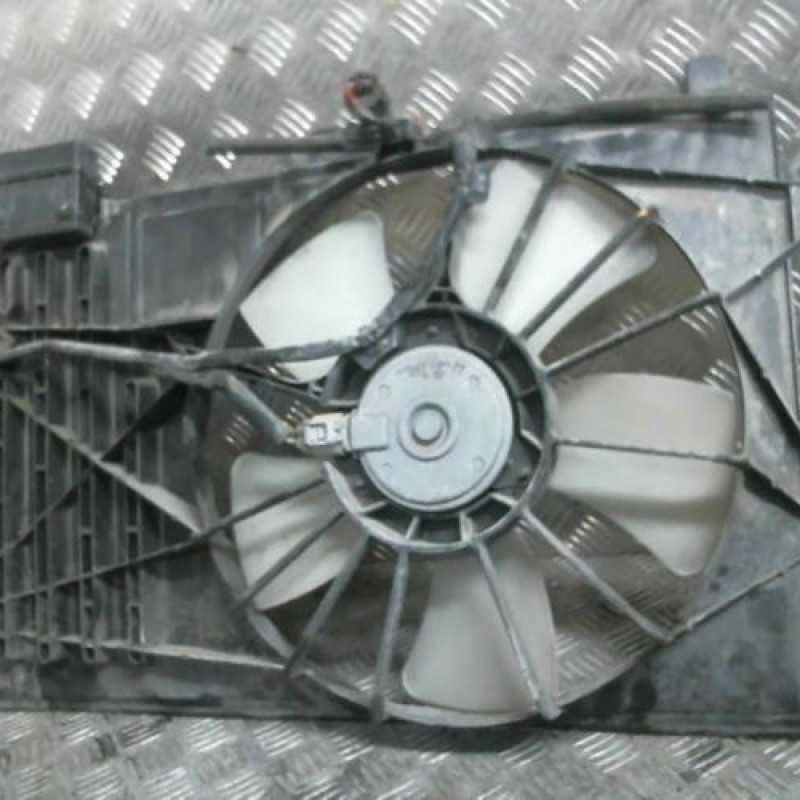 Moto ventilateur radiateur TOYOTA COROLLA 10 Photo n°2