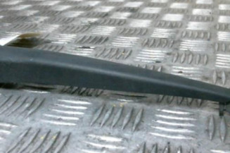 Bras essuie glace arriere RENAULT MEGANE 3 Photo n°1