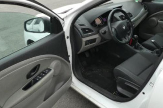 Bras essuie glace arriere RENAULT MEGANE 3