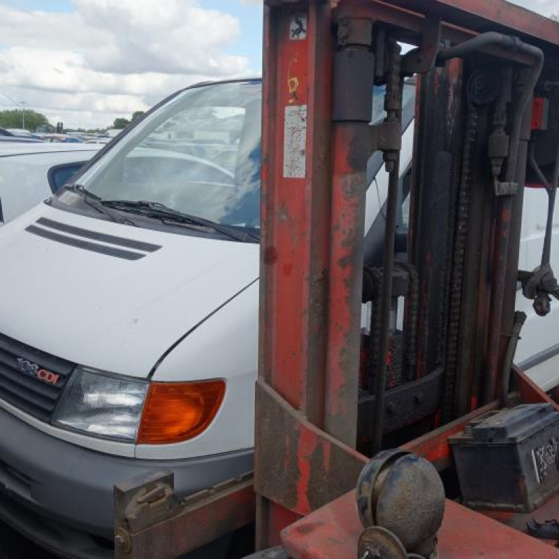 Moteur essuie glace avant MERCEDES VITO 638 Photo n°3
