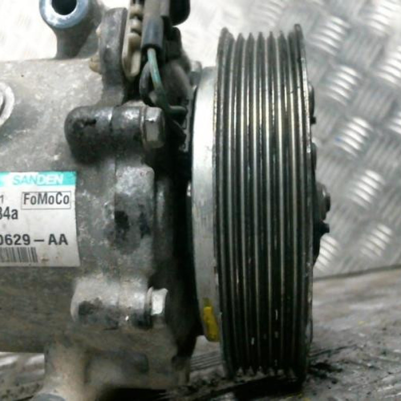 Compresseur clim FORD TRANSIT 4 Photo n°3
