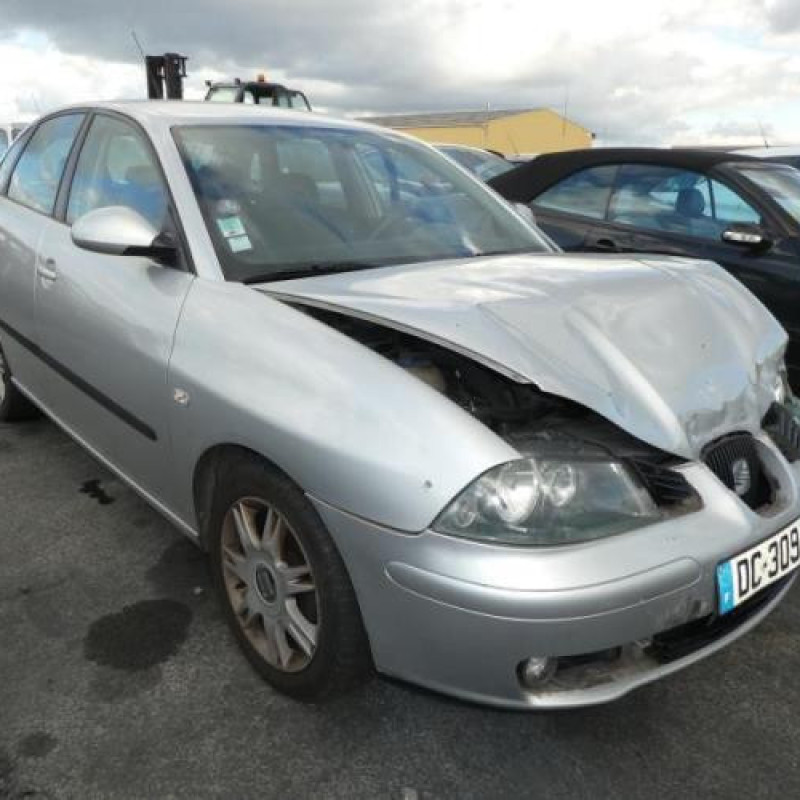 Trappe d'essence SEAT IBIZA 3 Photo n°4