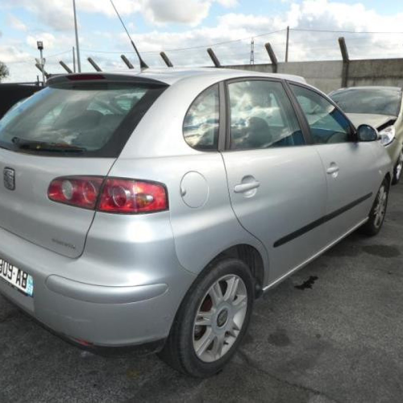 Pretensionneur de ceinture avant gauche SEAT IBIZA 3 Photo n°6