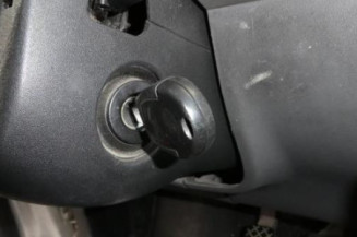 Pretensionneur de ceinture avant gauche SEAT IBIZA 3