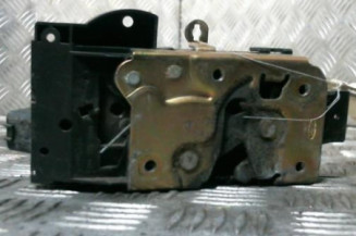 Serrure arriere gauche FORD FOCUS 1 Photo n°1