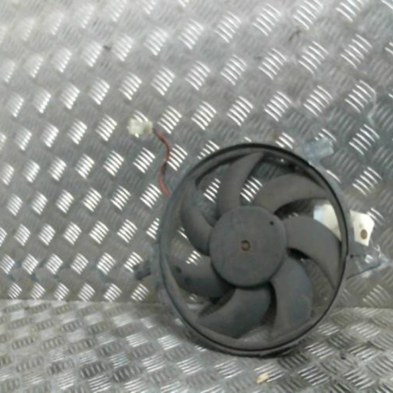 Moto ventilateur radiateur MERCEDES VITO 638 Photo n°1