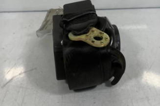 Pretensionneur de ceinture avant droit VOLKSWAGEN PASSAT 4