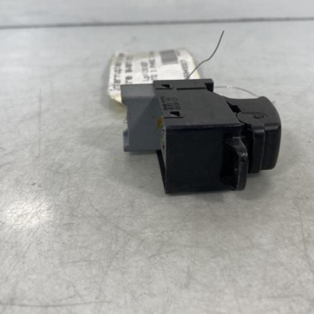 Interrupteur de leve vitre avant droit KIA PICANTO 1