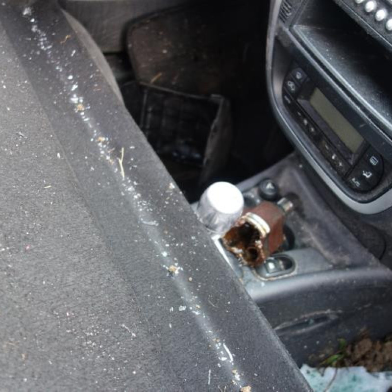 Pretensionneur de ceinture avant droit CITROEN C3 1 Photo n°9