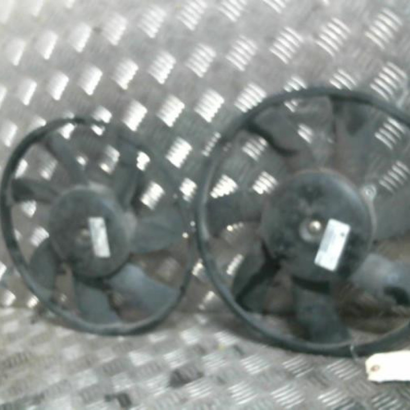 Moto ventilateur radiateur OPEL MERIVA B Photo n°1
