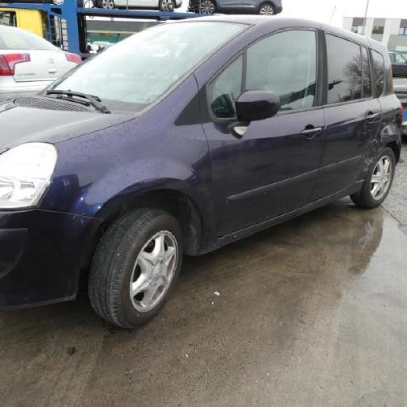 Trappe d'essence RENAULT GRAND MODUS Photo n°4