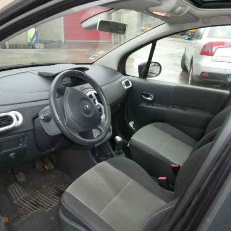 Trappe d'essence RENAULT GRAND MODUS Photo n°8